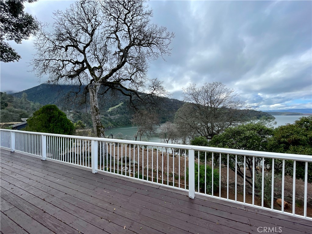 https://media.crmls.org/medias/b47de575-2985-4103-b25f-394352d7d5fd.jpg?preset=X-Large