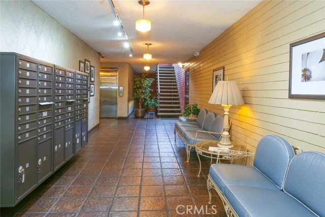 Detail Gallery Image 37 of 38 For 125 W Mountain St #111,  Glendale,  CA 91202 - 1 Beds | 1 Baths