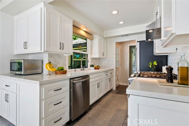 3 Bed Home for Sale in Sherman Oaks, California