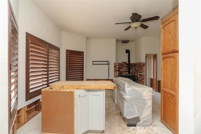 Detail Gallery Image 13 of 30 For 2701 Hillcrest Ct, Frazier Park,  CA 93225 - 3 Beds | 2/1 Baths