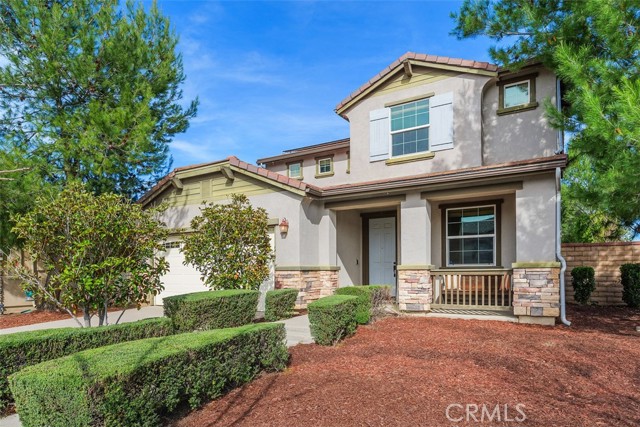 Detail Gallery Image 2 of 49 For 30222 Old Corral, Menifee,  CA 92584 - 4 Beds | 2/1 Baths