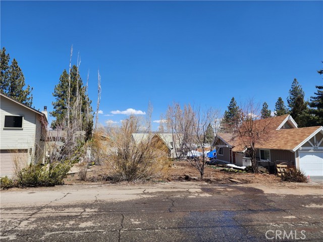 Detail Gallery Image 15 of 27 For 627 Cienega Rd, Big Bear Lake,  CA 92315 - – Beds | – Baths