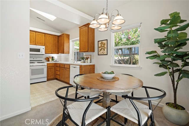 Detail Gallery Image 13 of 42 For 2686 Fairfield Common, Chico,  CA 95928 - 3 Beds | 2 Baths