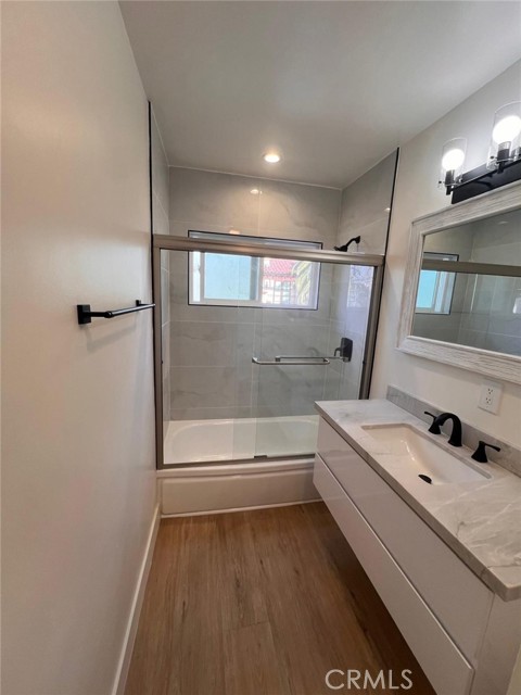 1019 6th Street, Santa Monica CA: https://media.crmls.org/medias/b4801353-98d3-4da8-9bf5-f4f49fb79fed.jpg