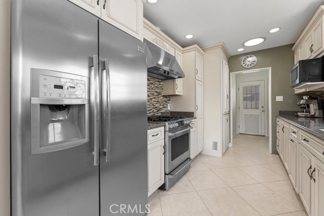 Detail Gallery Image 34 of 51 For 3429 Falcon Avenue, Long Beach,  CA 90807 - 3 Beds | 2/1 Baths