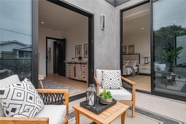 3609 Oak Avenue, Manhattan Beach CA: https://media.crmls.org/medias/b4814595-8291-4eb4-9aa3-7fe5dd4557d9.jpg