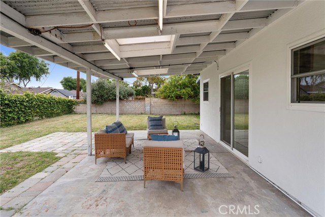 12611 Loraleen Street, Garden Grove CA: https://media.crmls.org/medias/b481707f-b43f-405f-9399-05db700e390f.jpg