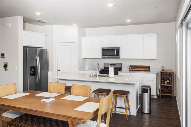 Detail Gallery Image 4 of 17 For 4119 Anise Ct, Merced,  CA 95348 - 3 Beds | 2/1 Baths
