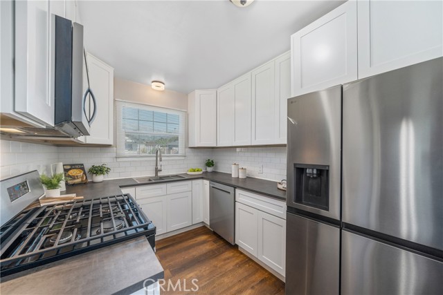 Detail Gallery Image 15 of 57 For 164 Euclid Pl, Upland,  CA 91786 - – Beds | – Baths