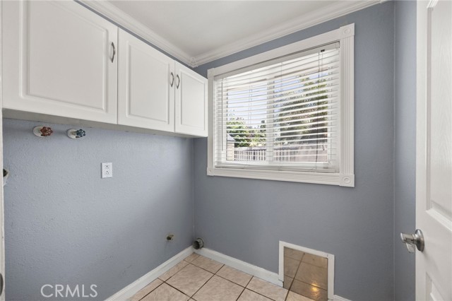 324 Marymont Avenue, Placentia CA: https://media.crmls.org/medias/b4825227-259b-495c-a1c6-1409a15b7670.jpg