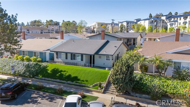 Image 33 of 38 For 4110 Hathaway Ave