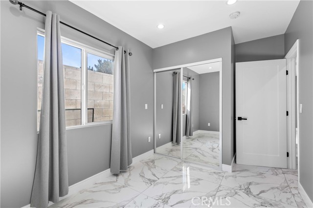 Detail Gallery Image 49 of 61 For 7700 Winnetka, Winnetka,  CA 91306 - 5 Beds | 3 Baths