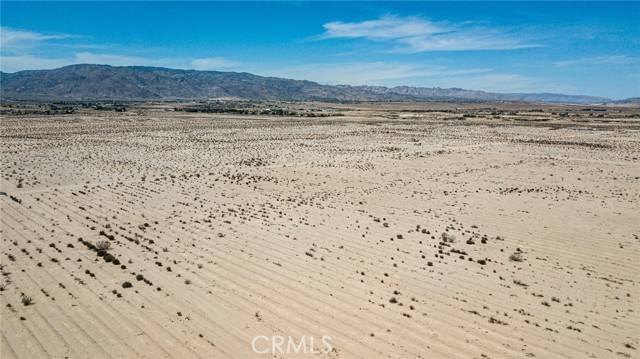 Detail Gallery Image 1 of 8 For 605 Indian Trl, Twentynine Palms,  CA 92277 - – Beds | – Baths