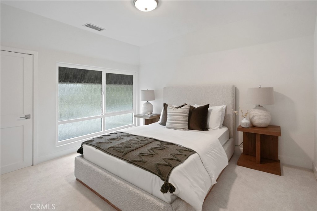 MLS #OC25257437 image #35