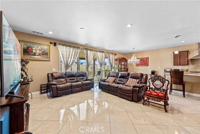 1019 Vallejo Street, Perris CA: https://media.crmls.org/medias/b48547a5-b9f2-4f96-9f11-416e96dc1748.jpg