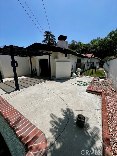 484 W 25th Street, San Bernardino CA: https://media.crmls.org/medias/b485bfcd-1e05-47c5-832d-d271cfd7526e.jpg