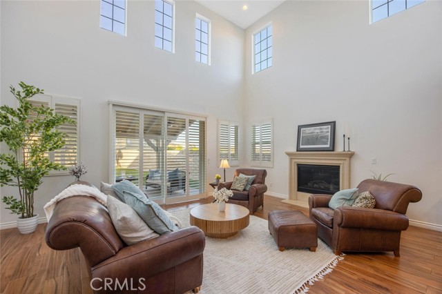 Detail Gallery Image 10 of 42 For 24923 Hearth Ct, Valencia,  CA 91354 - 4 Beds | 3/1 Baths