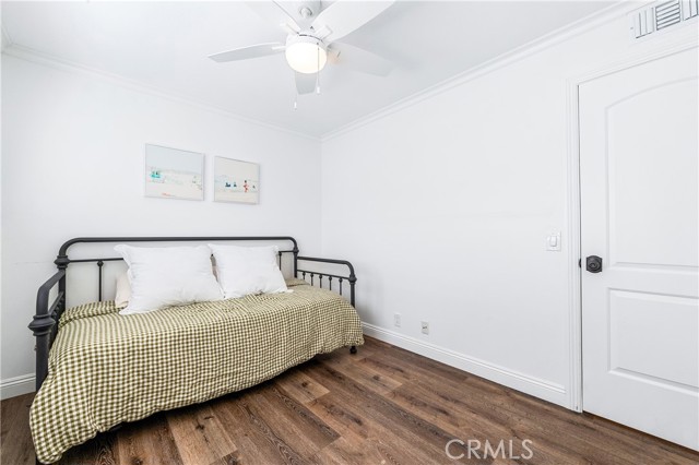 5732 Anthony Ave, Garden Grove CA: https://media.crmls.org/medias/b486beee-7fe4-446f-a958-64573cb5bd3c.jpg