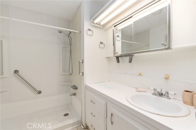 2692 Highland Avenue, Highland CA: https://media.crmls.org/medias/b4874144-b3a3-4c20-ad31-564b67f8e689.jpg