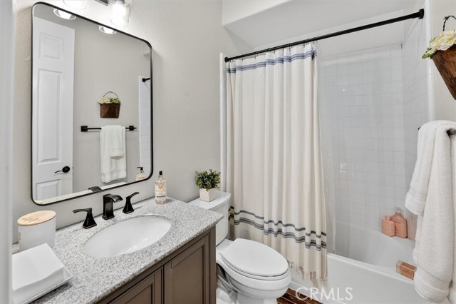 Detail Gallery Image 26 of 55 For 29231 Black Pine Way, Saugus,  CA 91390 - 6 Beds | 4/1 Baths