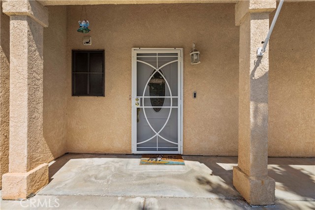 30045 Marvin Avenue, Castaic CA: https://media.crmls.org/medias/b4877ad1-bd5b-4fc5-8890-56372cf414b7.jpg