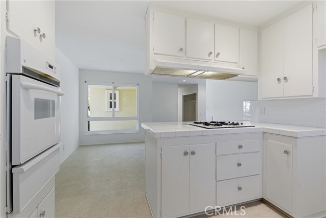 Detail Gallery Image 7 of 22 For 26136 Veva Way, Calabasas,  CA 91302 - 3 Beds | 2 Baths