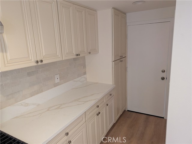 9900 Tagus Street, 17 photo 10