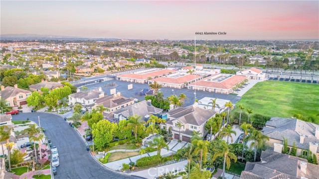 6692 Alamitos Circle, Huntington Beach CA: https://media.crmls.org/medias/b4894684-8667-4fc4-a30d-1b9407a0a986.jpg