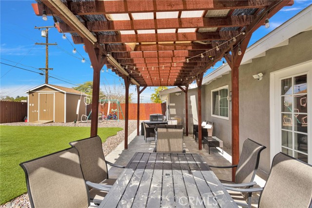 Detail Gallery Image 43 of 56 For 14396 Mojave Ln, Victorville,  CA 92394 - 4 Beds | 2 Baths