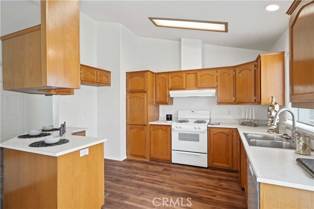 Image 9 of 26 For 19853 Cottonwood Drive