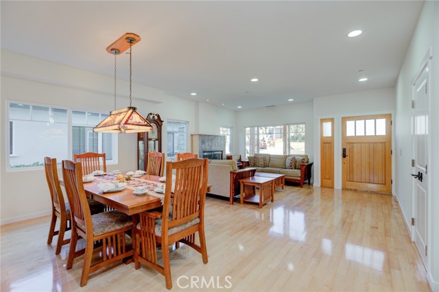 1219 Irena Avenue, Redondo Beach, California 90277, 5 Bedrooms Bedrooms, ,5 BathroomsBathrooms,Residential,Sold,Irena,SB21226617