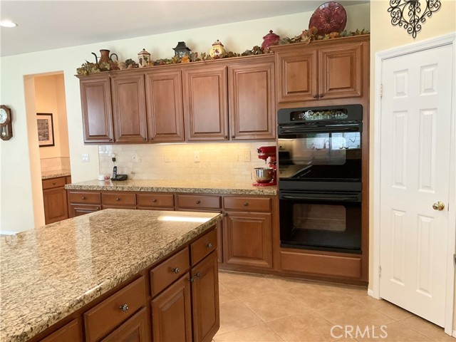 Detail Gallery Image 17 of 73 For 7123 Hidden Ct, Highland,  CA 92346 - 4 Beds | 3 Baths