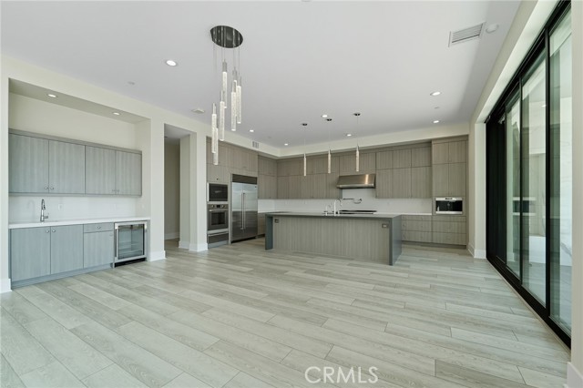 20508 W Shelley Lane, Porter Ranch CA: https://media.crmls.org/medias/b48b7ab1-2e0f-486e-82ad-7a0c7b0567a2.jpg