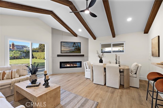 12941 Keith Place, Tustin CA: https://media.crmls.org/medias/b48ba6f9-8245-4d08-b0ed-a28b076c88c9.jpg