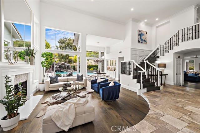 Detail Gallery Image 10 of 67 For 22 Van Gogh Way, Coto de Caza,  CA 92679 - 5 Beds | 4 Baths