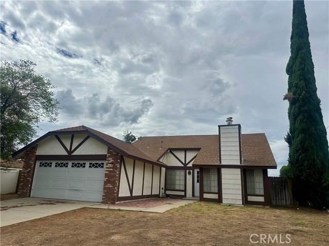 484 S JOYCE Avenue, Rialto CA: https://media.crmls.org/medias/b48cba20-8e53-4811-a47a-a4a170079b6b.jpg