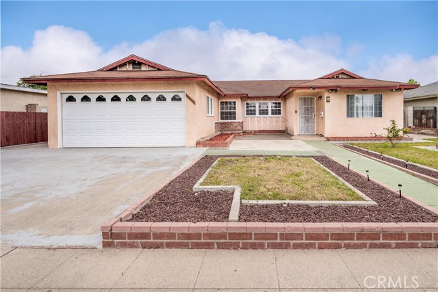 Detail Gallery Image 1 of 26 For 14322 Taft St, Garden Grove,  CA 92843 - 4 Beds | 2 Baths