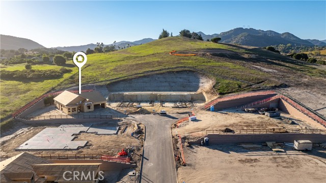 Detail Gallery Image 15 of 23 For 6741 Tierras Altas Ln, San Luis Obispo,  CA 93405 - 3 Beds | 3 Baths