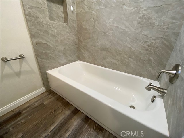 Detail Gallery Image 5 of 14 For 3729 W 190th St, Torrance,  CA 90504 - 1 Beds | 1 Baths