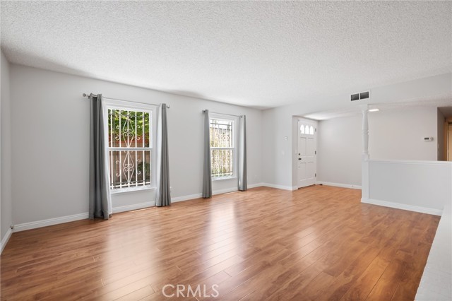 26424 Senator Avenue, Harbor City CA: https://media.crmls.org/medias/b48f88d2-659b-4d3f-8e3a-3aa0c9f3b144.jpg