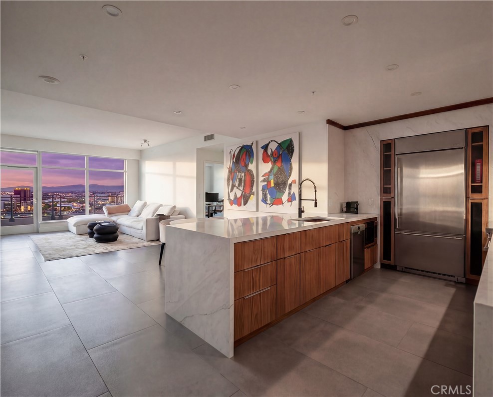 3131 Michelson #1607