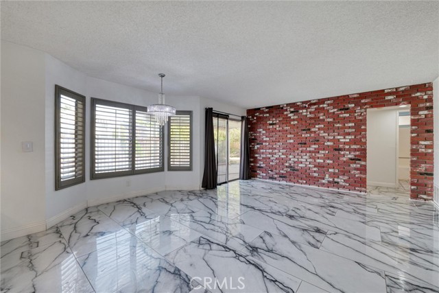 Detail Gallery Image 13 of 64 For 37519 Brighton Ct, Palmdale,  CA 93550 - 4 Beds | 3 Baths