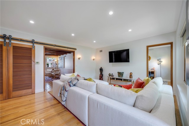 Detail Gallery Image 5 of 75 For 1030 N Norman Pl, Fullerton,  CA 92831 - 4 Beds | 3/1 Baths