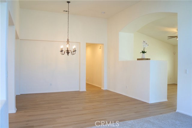 1358 Clover Way, Beaumont CA: https://media.crmls.org/medias/b48fddfa-1c73-4071-b5aa-6b2a284d0b82.jpg
