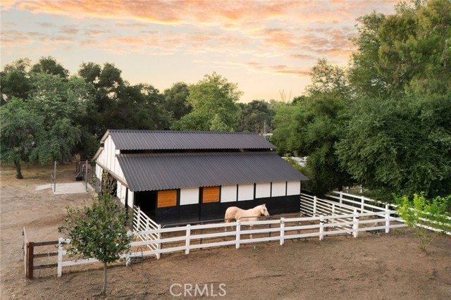 Detail Gallery Image 14 of 35 For 26933 Sand Canyon Rd, Canyon Country,  CA 91387 - 6 Beds | 7/2 Baths