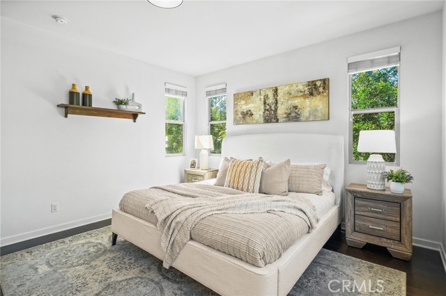 15 Clover, Lake Forest CA: https://media.crmls.org/medias/b4909833-71c9-49f5-8e7e-70f3875ae6de.jpg