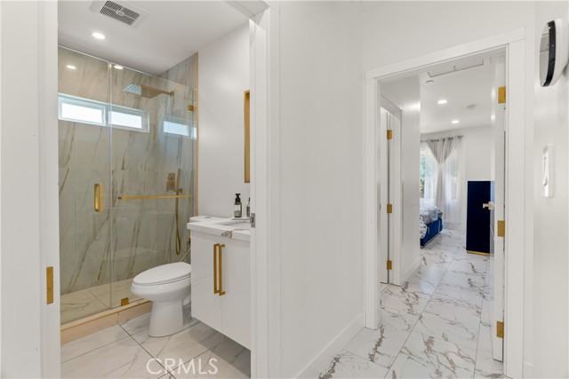 3419 Montrose Avenue, La Crescenta CA: https://media.crmls.org/medias/b490a208-1bc0-4d37-83ca-f9426ac6347b.jpg