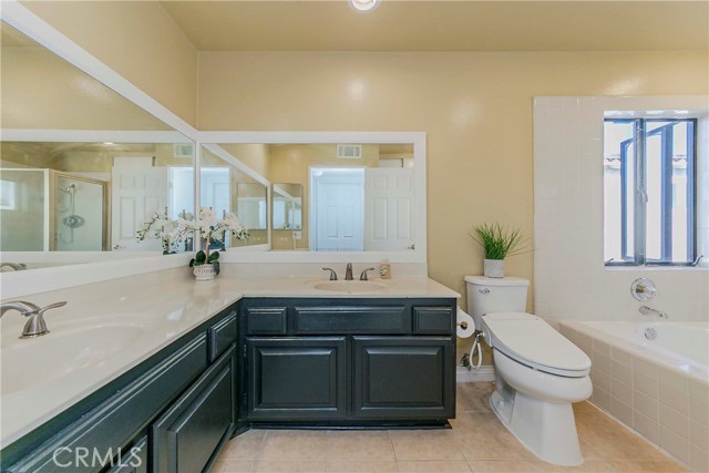 Detail Gallery Image 32 of 46 For 2032 W 231st St, Torrance,  CA 90501 - 4 Beds | 3 Baths