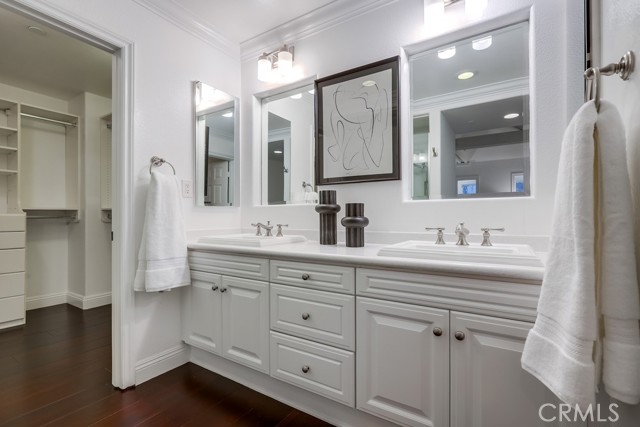 2569 Bungalow Place, Corona del Mar CA: https://media.crmls.org/medias/b490b27f-e9ee-4532-9cb2-73a0be8d2c54.jpg