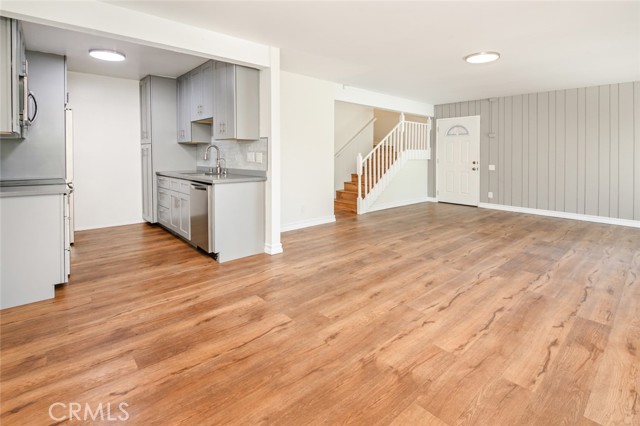 Detail Gallery Image 5 of 28 For 348 S Miraleste Dr #304,  San Pedro,  CA 90732 - 2 Beds | 2/1 Baths